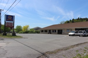 Tamaqua Auto Parts Buys old CVS Building, East Broad Street, Tamaqua, 5-14-2015 (4)
