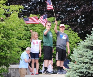 Tamaqua Memorial Day Parade, Spectators, Broad Street, Tamaqua, 5-25-2015 (101) cropped