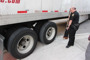 Tractor Trailer Hits Pole, Five Points, Tamaqua, 5-29-2015,  (1)