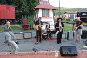 BC Combo performs, Chamber Summer Concert Series, Train Station, Tamaqua, 7-23-2015 (16)
