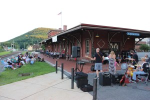 BC Combo performs, Chamber Summer Concert Series, Train Station, Tamaqua, 7-23-2015 (27)