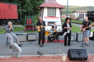 BC Combo performs, Chamber Summer Concert Series, Train Station, Tamaqua, 7-23-2015 (8)