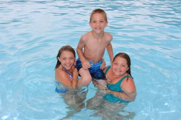 Lansford Pool Accepting Tamaqua Bungalow Passes, Lansford, 7-1-2015 (13)