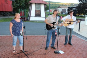 Amanda & Me perform, as part of Chamber Summer Concert Series, Train Station, Tamaqua (5)