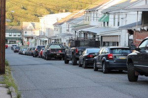 Reported Vehicle Break-in, South Ward Section, Tamaqua, 8-11-2015 (4)