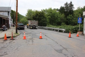 Water Main Leak Repair, 500 Block Pine St, SR309 North, Tamaqua, 8-6-2015 (2)