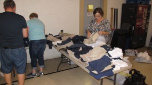 School Uniform Clothing Giveaway, Drop-Off, Salvation Army, Tamaqua, 9-19-2015 (10)
