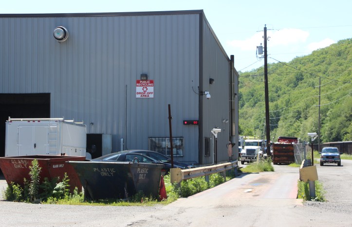 Donates to Tamaqua Giveaway, Tamaqua Transfer Station, Tamaqua