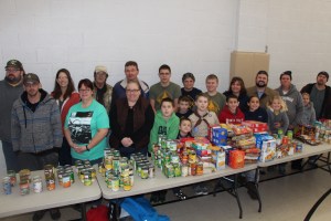 Tamaqua Troop, Pack, 777, Collecting, Sorting, Donations, Salvation Army, Tamaqua, 11-14-2015 (13)
