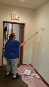 Volunteer Lorraine Durning Painting Wall, Tamaqua Salvation Army, Tamaqua, 9-30-2015 (2)