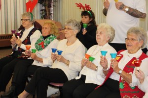 Bells, Older and Bolder Senior Group, via Tamaqua Salvation Army, at ABC Hi-Rise, Tamaqua, 11-30-20 (6)