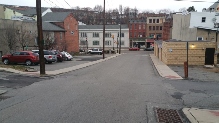 First Block of Hunter Street, Tamaqua, 12-19-2015 (5)