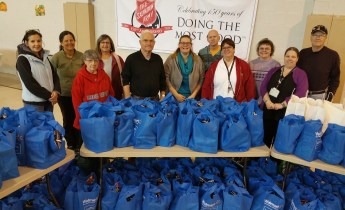 Food Basket Distribution, Tamaqua Salvation Army, Tamaqua, 11-23-2015 (13)