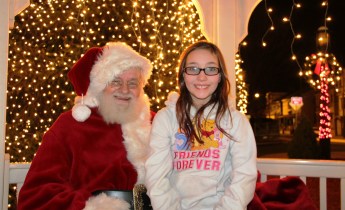 Santa Visits Depot Square Park Pavilion in Tamaqua, 12-11-2015 (8)