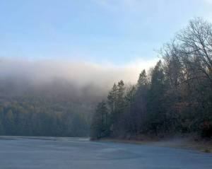 advection-fog-via-l-david-truskowsky-tuscarora-state-park-barnesville-jan-2017-1