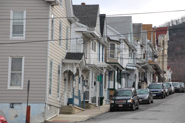 random-photo-hunter-street-tamaqua-1-26-2017-4